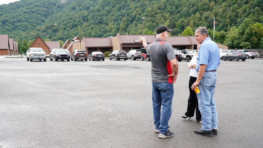 Manchin Leads Tour Of Hatfield-McCoy Trail, Highlighting West Virginia's Expanding ATV Industry