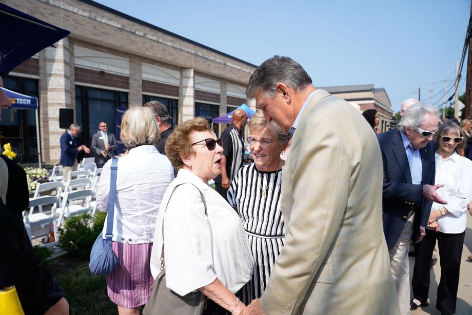 Manchin Attends Ribbon Cutting Ceremony For Rahall Congressional Archives